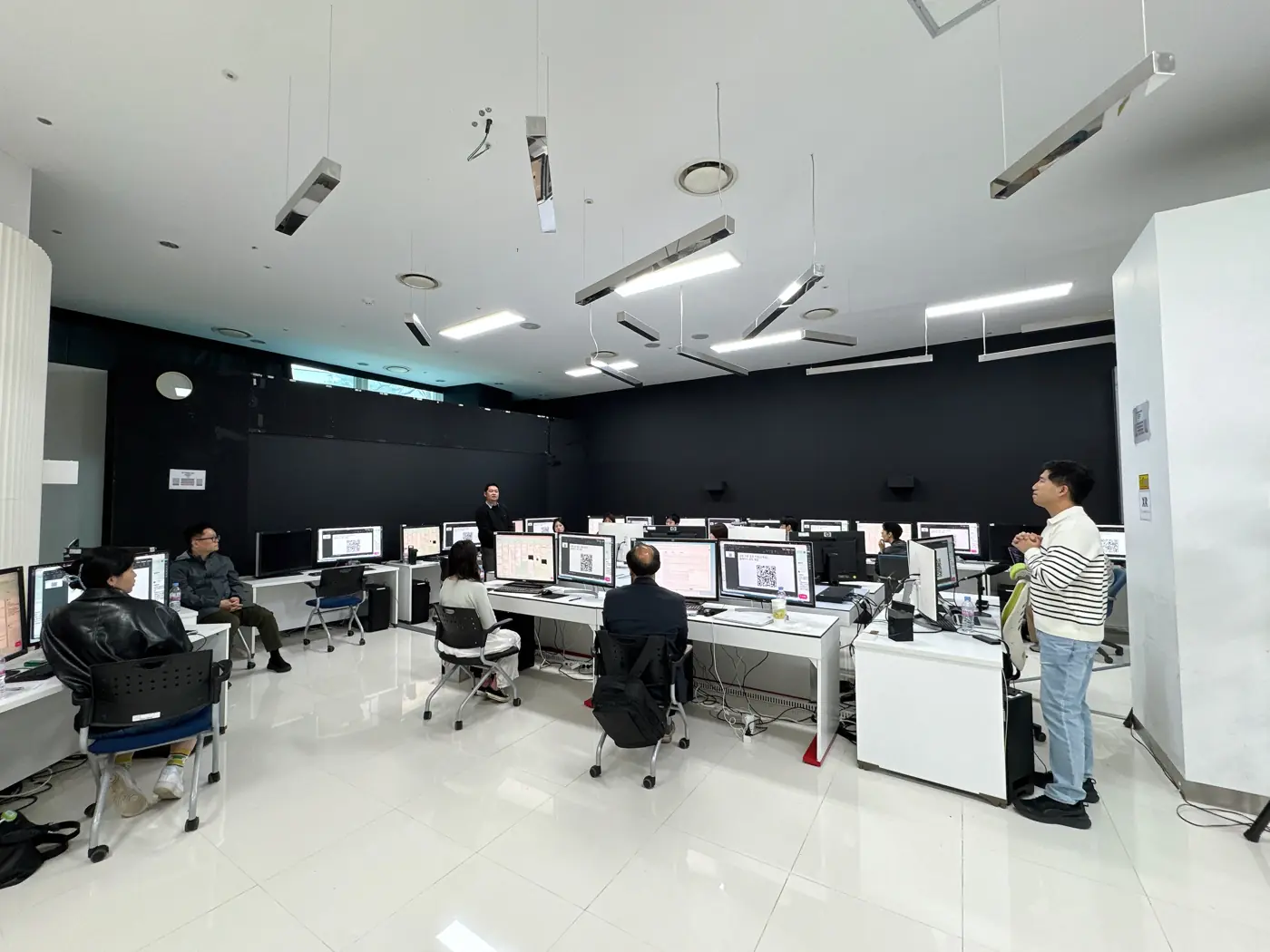 한국가상융합디지털산업협회 — 바이브 코딩(노코드)을 활용한 AI 업무 서비스 개발 현장 5